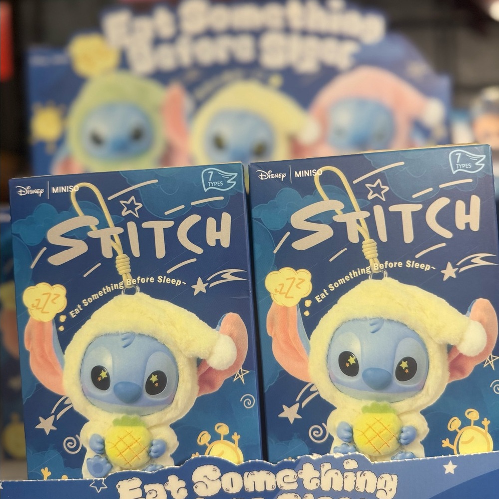 Disney Stitch Minis Collectible Figure